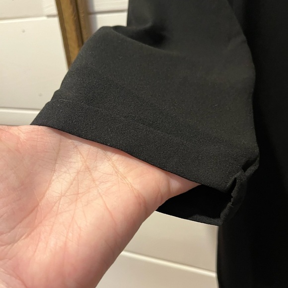 AXARA Paris black blouse  V-Neck Women's size M New - Picture 8 of 9